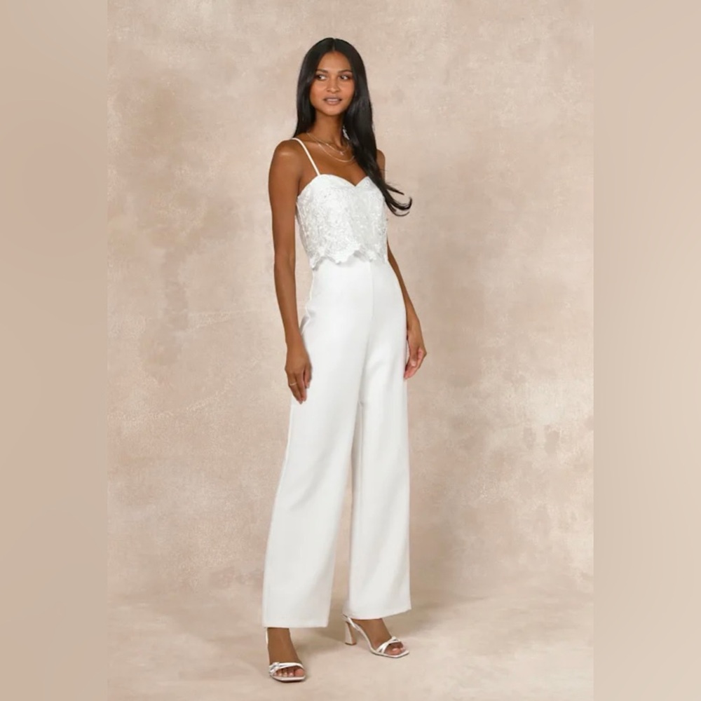 NWT Lulu's White Lace Bodice Wide-Leg Jumpsuit